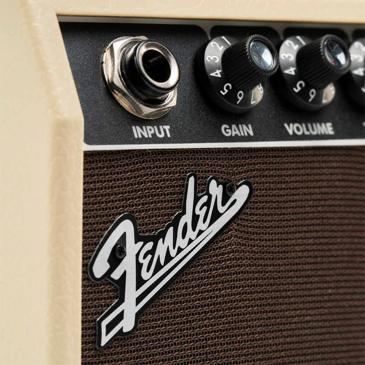 Fender x Hard Rock Blonde Mini '65 Twin Amp image number 4